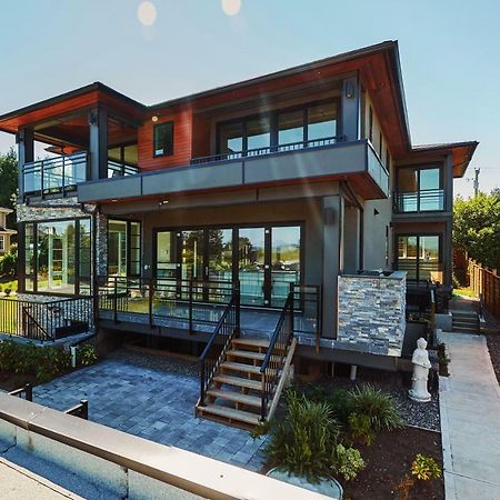 The Chateau Burnaby Exterior photo