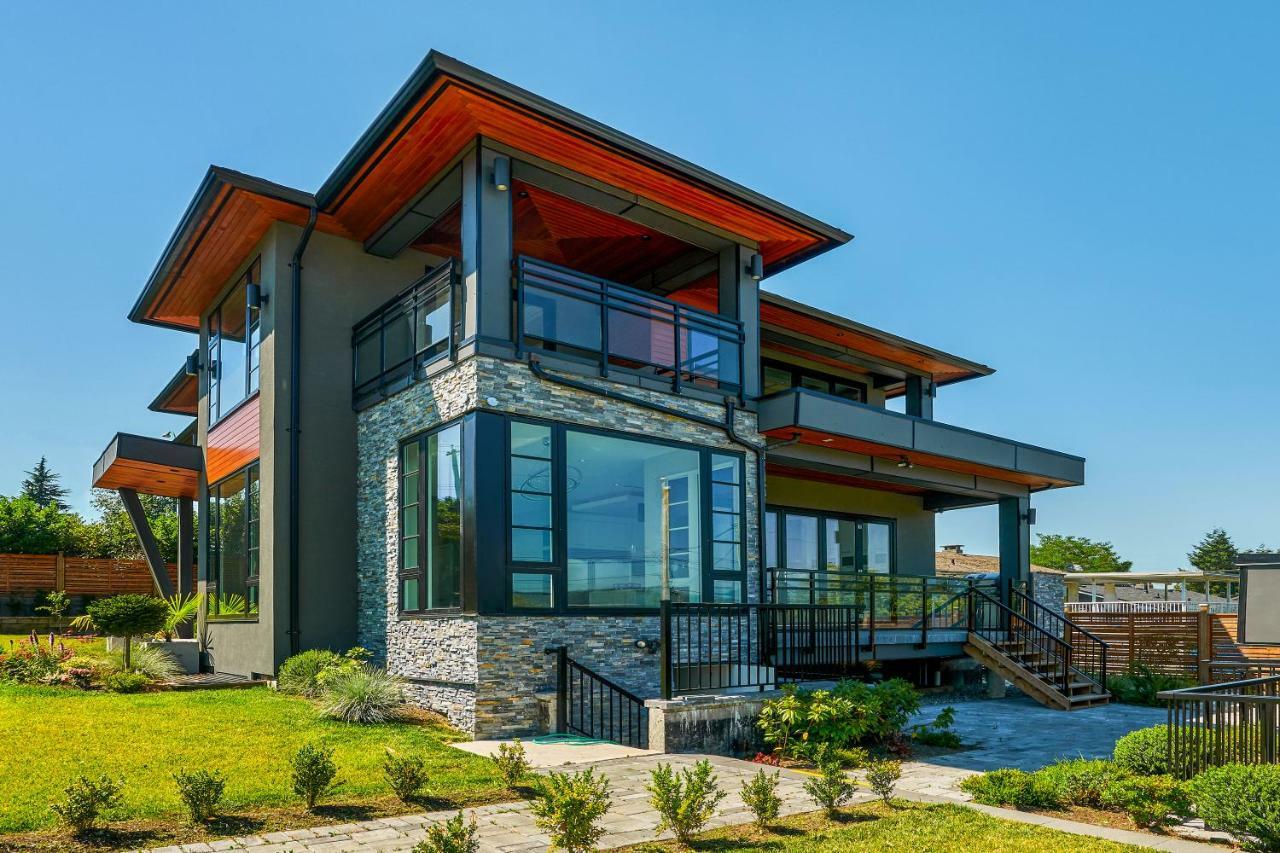The Chateau Burnaby Exterior photo